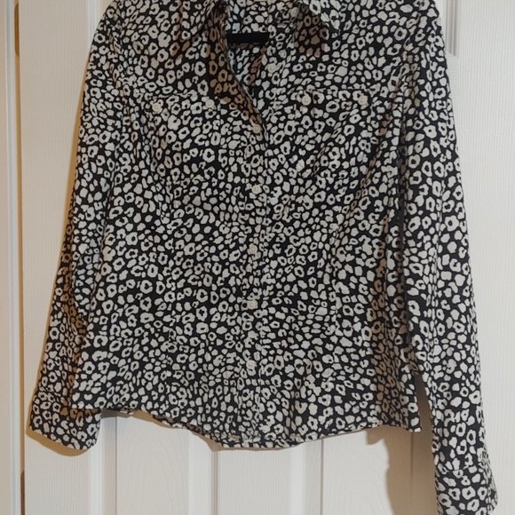 Women's Sz. Sm. Christopher & Banks AND Jones New York Tops - Picture 3 of 3
